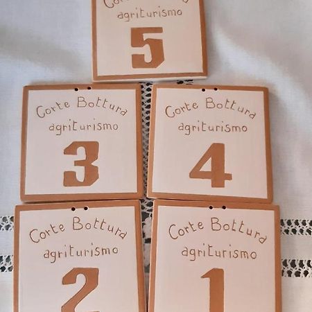 Corte Bottura Agriturismo 卡斯特努沃德加尔达 外观 照片